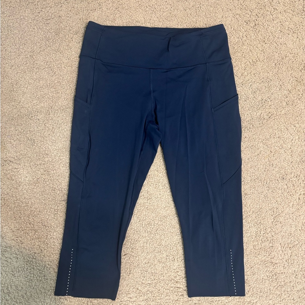 Lululemon Fast and Free Leggings 19” Navy Blue EUC